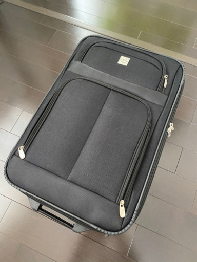 〈スーツケース〉〈美品1回だけ使用〉〈機内持込可〉