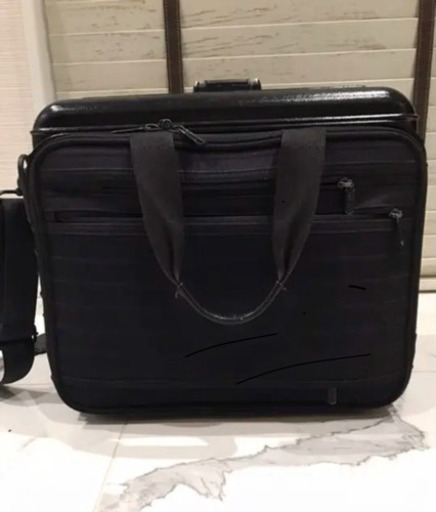 RIMOWA ビジネスカバン