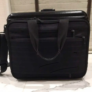 RIMOWA ビジネスカバン