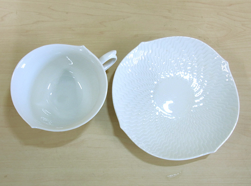 マイセン 波の戯れ ホワイト ティーカップ＆ソーサー3ピースセット マイセン MEISSEN 波の戯れ ホワイト ティーカップ＆ソーサー セット 南12条店 
