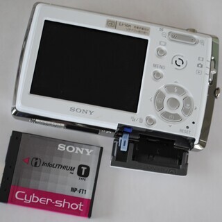 値下げしました■SONY Cyber-shot DSC-T33 光学3倍　一式■超美品の画像
