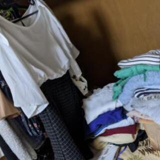 (取引中)レディース服大量まとめ売り♥アウターやブランドあり