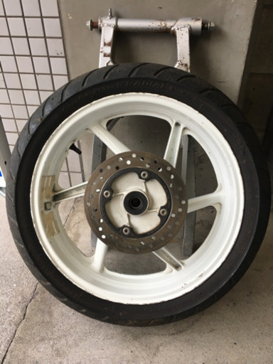 CBR400RR(nc29)リアホイール4.5j