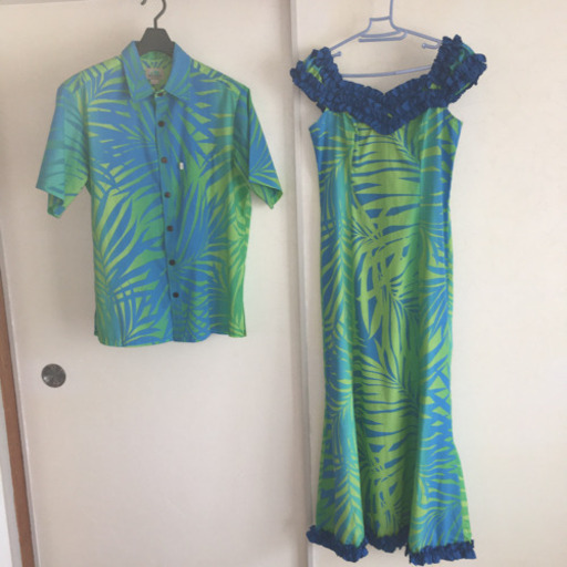 アロハシャツ　ムームー