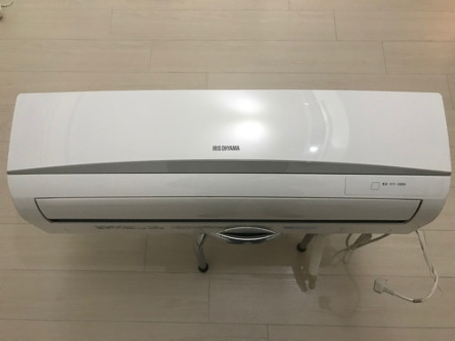 IRIS OHYAMA ルームエアコン IRA-2203R 6〜9畳用