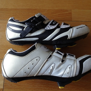 値下げ、シマノビンディングシューズ SH-R086 41サイズ の画像