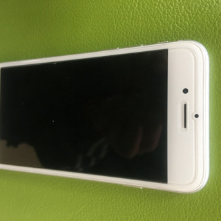 【値下げ!中古美品】Apple iPhone6s 64GB シルバー au バッテリー100% シムフリーの画像