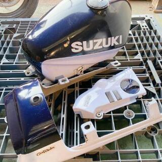 (レア物)GSX750刀  店頭で売れました‼️タンク・テール ...
