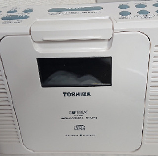 値下げ東芝　防水ＣＤラジオ　ＴＹ-ＣＤＢ5