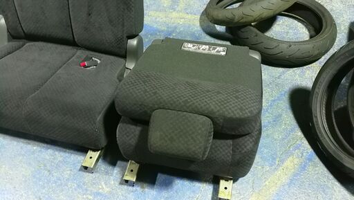 ステップワゴンRG1　2列目シート左右セット