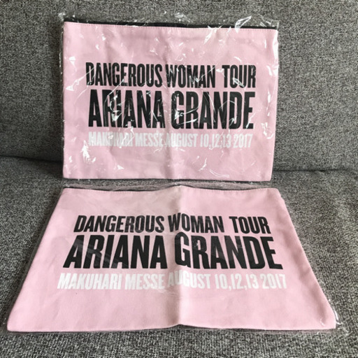 《新品》アリアナ・グランデ　ライブグッズ