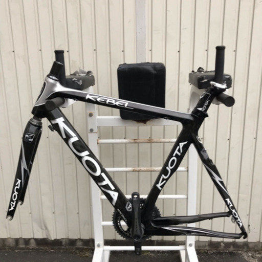 美品 クォータ ケベル フルカーボンフレーム Mサイズ