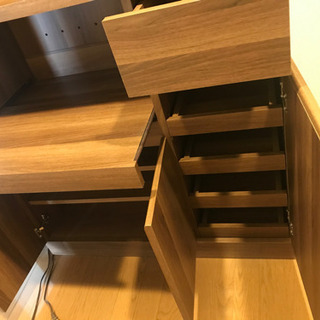 【受け渡し予定者決定済み】食器棚の画像