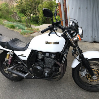 GW割引5月6日迄 zrx400 エアロシャーク(一体型)白ゲルA GW割引5月6日迄 zrx400 エアロシャーク(一体型)白ゲルA た