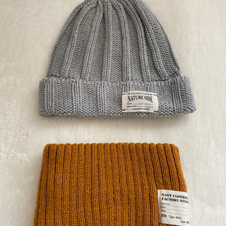 ニット帽子　ヘアバンドの画像