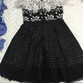 ドレス　黒の画像