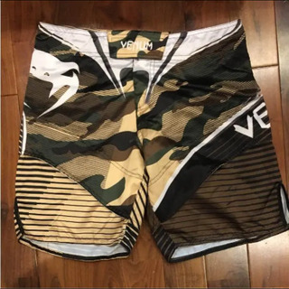 【VENUM べナム ヴェナム】ファイトパンツ