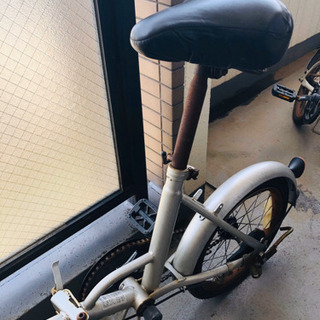 折りたたみ自転車の画像