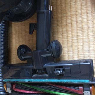 シャープ、掃除機、使用感少ない美品の画像