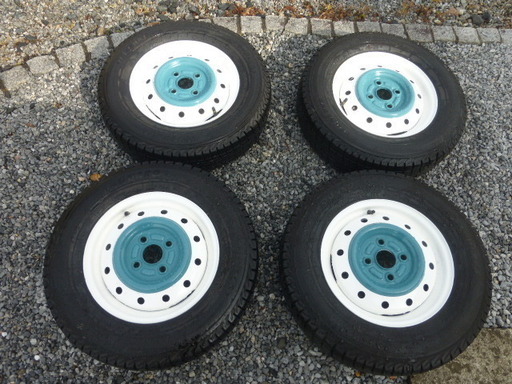 塗装鉄チンホイール　タイヤバリ山 スタッドレスつき　４本　１３インチ　軽に