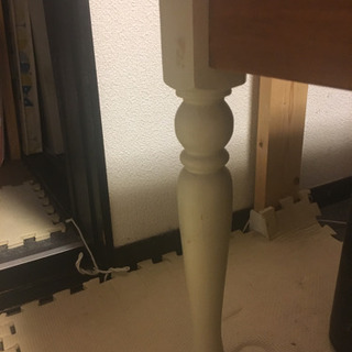 机 ディナーの画像