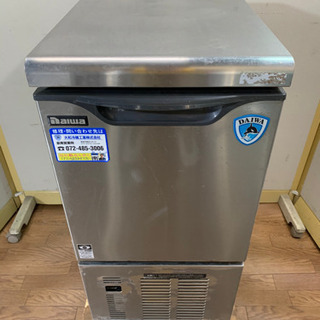 大和冷機ダイワ業務用キューブアイス製氷機55Kg 大和冷機ダイワ業務用キューブアイス製氷機55Kg Amazon.co.jp: 業務用