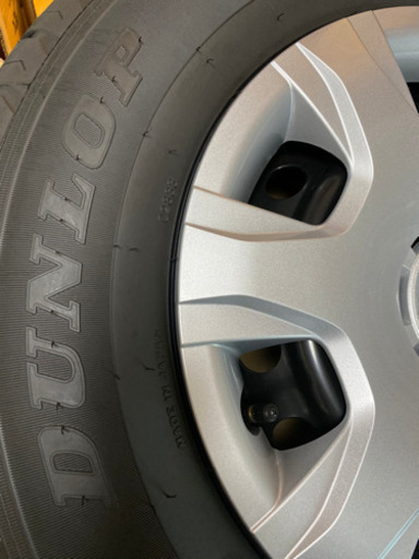 ハイエース新車外し純正タイヤホイールセット