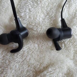 Bluetooth　イヤホン【中古】