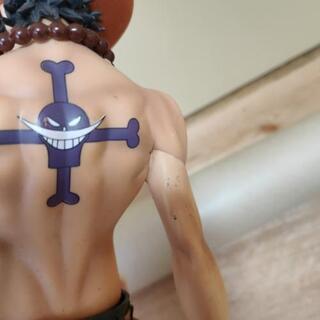 ONEPIECE エースのフィギュアの画像