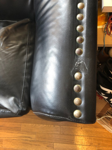 ソファー　黒色ビニールレザー中古品