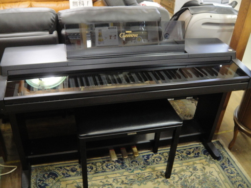 ヤマハ（YAMAHA)　電子ピアノ　クラビノーバ　CLP-560　椅子付き　鍵盤楽器