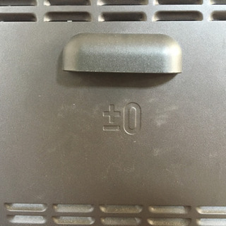 中古 ±0 遠赤外線電気ストーブの画像