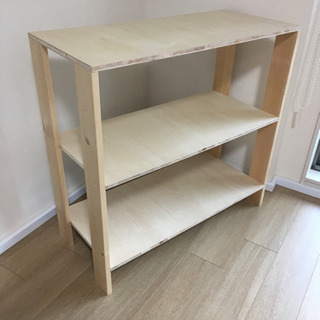 手作りのおもちゃ用棚、要りませんか？