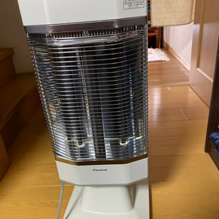 ダイキン 遠赤外線ヒーターの画像