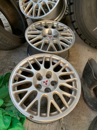 三菱　ランサーエボリューション　純正17インチ