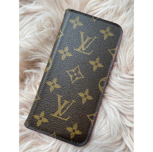LOUIS VUITTONのiPhoneケース