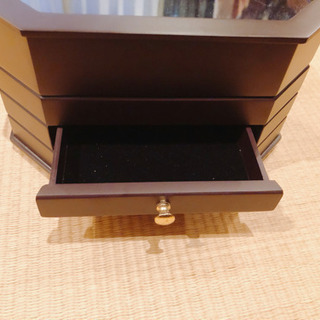 オルゴール付きアクセサリーケース　無料の画像