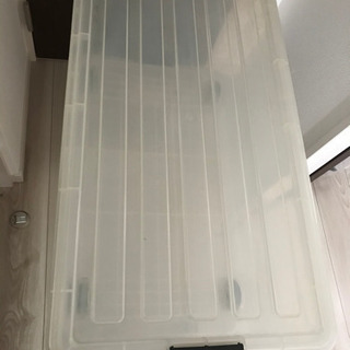 収納ケース　　2つ