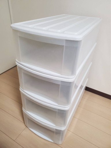 クリアケース 4こ