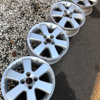 トヨタ ist 純正 15インチ×5.5JJ PCD 100 4...
