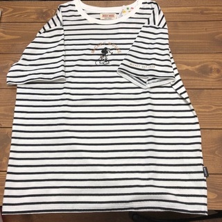 ミッキー Tシャツと可愛いミッキー の瓶2つの画像