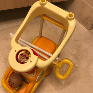 アンパンマンカー　手押し車の画像