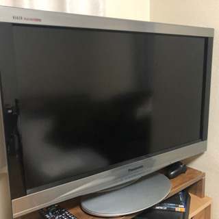 フルハイビジョン32型テレビ　パナソニック