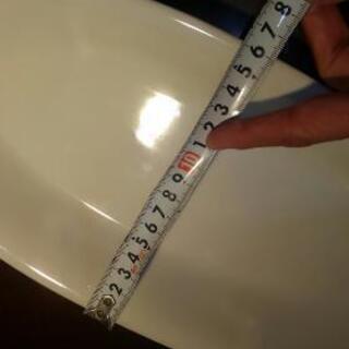 大きめの盛りつけ皿(中古美品)まとめて5枚の画像