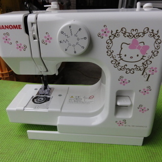 A705　【受付終了】　　コンパクトミシン　ハローキティ　フラワ...