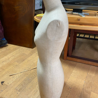 女性ボディ　トルソー　木製の画像