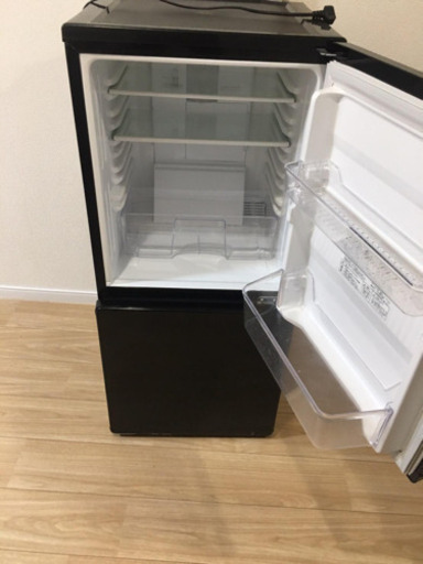 冷蔵庫　洗濯機　ガラステーブル　３点　家電セット　家具セット