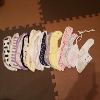 子供服 女の子 ヨダレ掛け＆ミニタオルまとめ売り