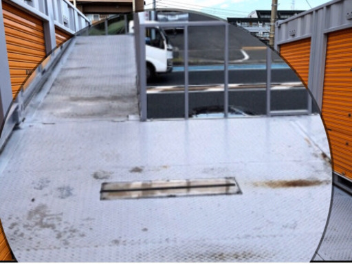 コンテナ用階段とデッキ