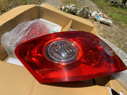 マークX120 純正テールランプ